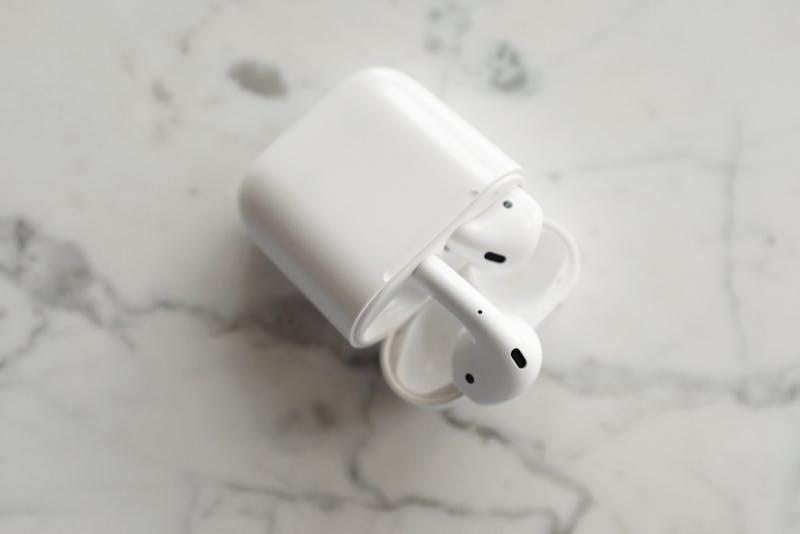 AirPods 4 vs AirPods Pro 2邊個值買？2026詳細比較