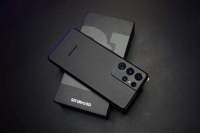 Samsung Galaxy S25 vs iPhone 16比較邊款好：港男真實用後感